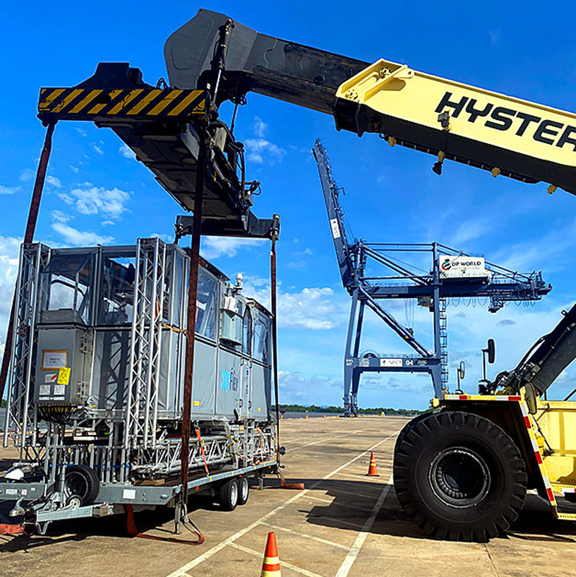 Headway JSC transports breakbulk platform on trailer and generators from Yokohama to Hochiminh city.