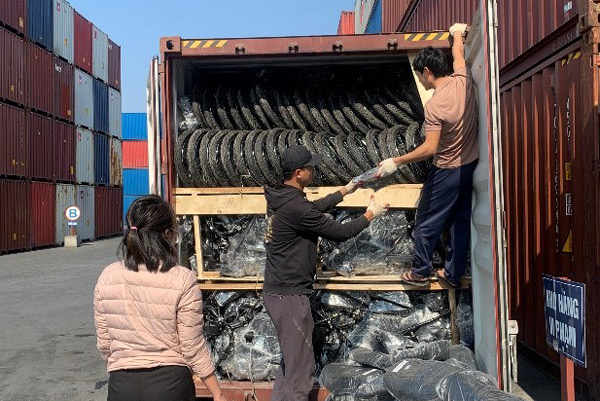 Headway JSC Transports 255 Motorbikes To Burkina Faso, Exploiting Development Potential In African Countries