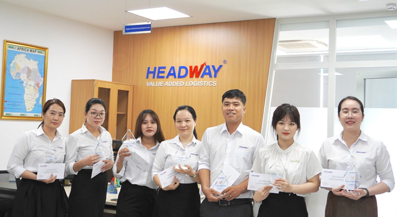 Headway JSC Awarded The Typical Employee “Golden Bee Prize” – 2nd Quarter Of 2023