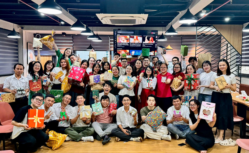 A Warm Christmas At Headway – The Season Of Love That Spreads Connection