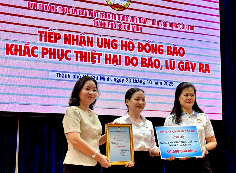 Headway JSC Joins Hands To Support Flood - Affected Communities, Spreading The Spirit Of “For The Community”