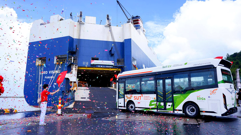 Headway Logistics Điều Phối Thành Công Chuyến Tàu Roro Đầu Tiên Cập Cảng Chân Mây, Khai Mở Cửa Ngõ Logistics Ô Tô Tại Miền Trung