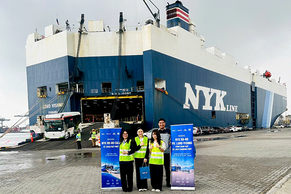 Headway Logistics Phối Hợp Cùng NYK Đón Thành Công Chuyến Tàu Roro Tại Cảng Laem Chabang, Hoàn Tất Giao Lô Xe Buýt Sang Thái Lan